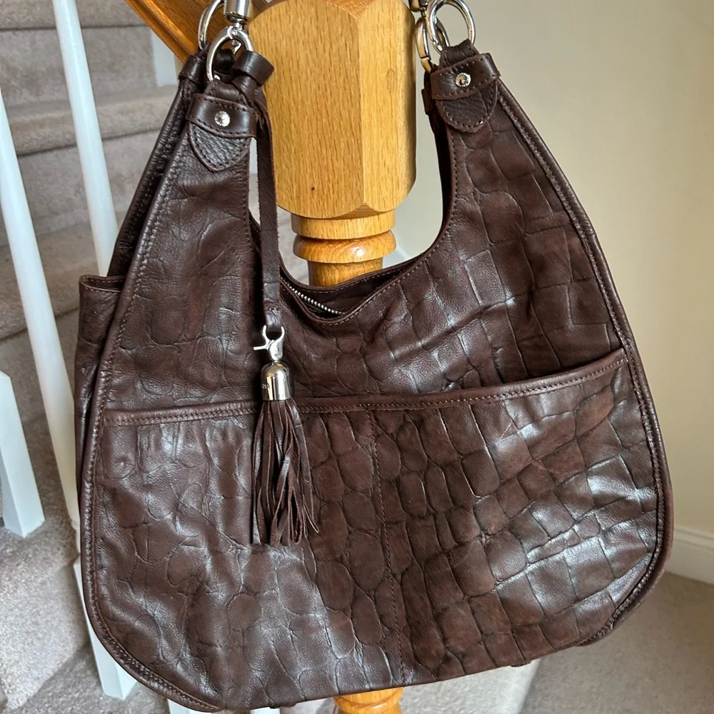 Arcadia Brown Genuine Leather Shoulder Bag - Picture 12 of 15